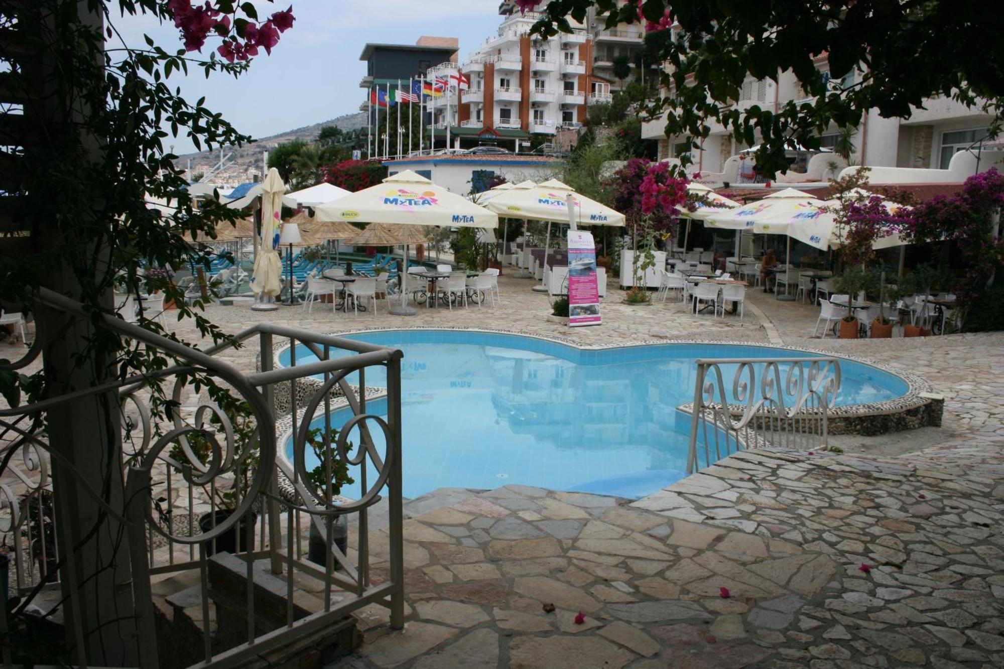 Bougainville Bay Apartments Саранда Экстерьер фото