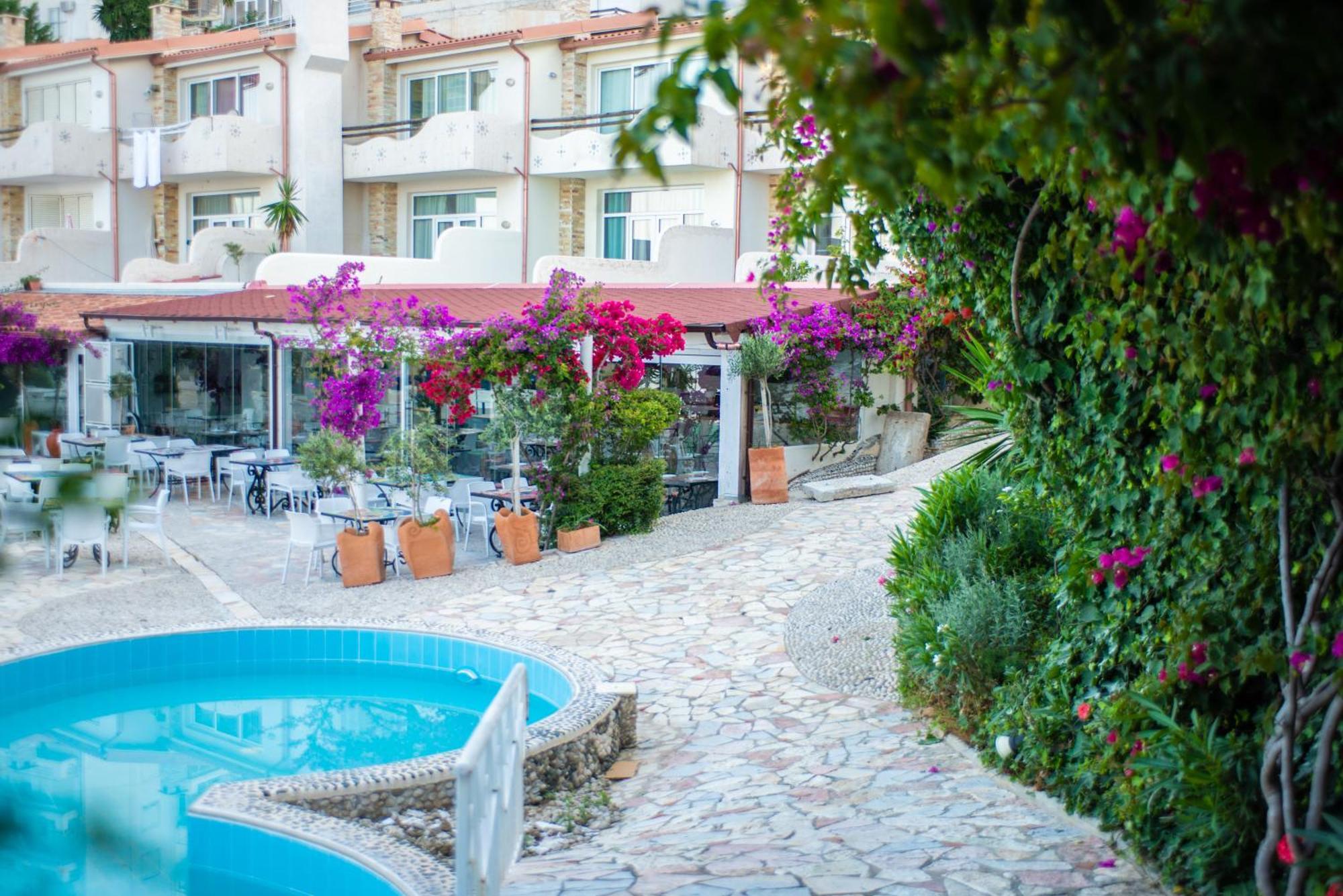 Bougainville Bay Apartments Саранда Экстерьер фото